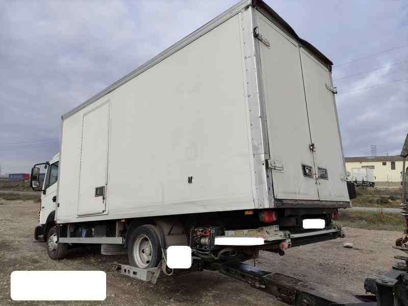 nissan atleon del año 2008