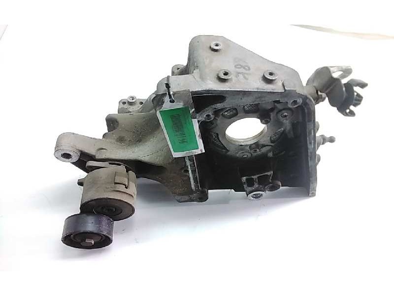 Recambio de soporte alternador para opel astra h berlina 1.9 cdti referencia OEM IAM   