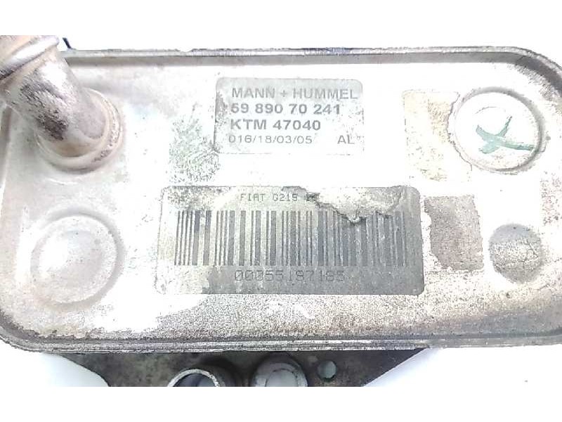 Recambio de enfriador aceite motor para opel astra h berlina 1.9 cdti referencia OEM IAM 05989070241  