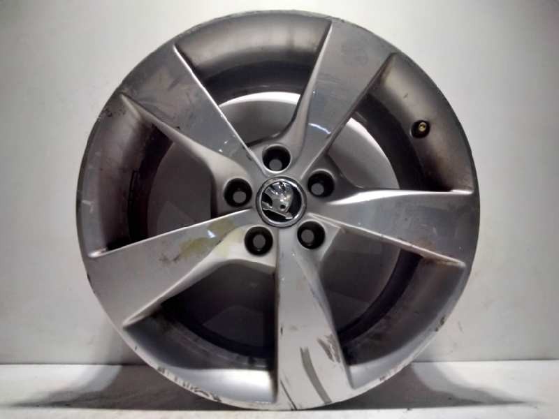 Recambio de llanta aluminio para skoda rapid active referencia OEM IAM 16-5-TORNILLOS  
