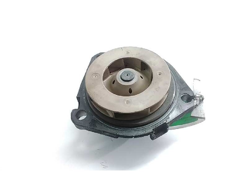 Recambio de bomba agua para opel astra h berlina 1.9 cdti referencia OEM IAM 55588637 00442152005 
