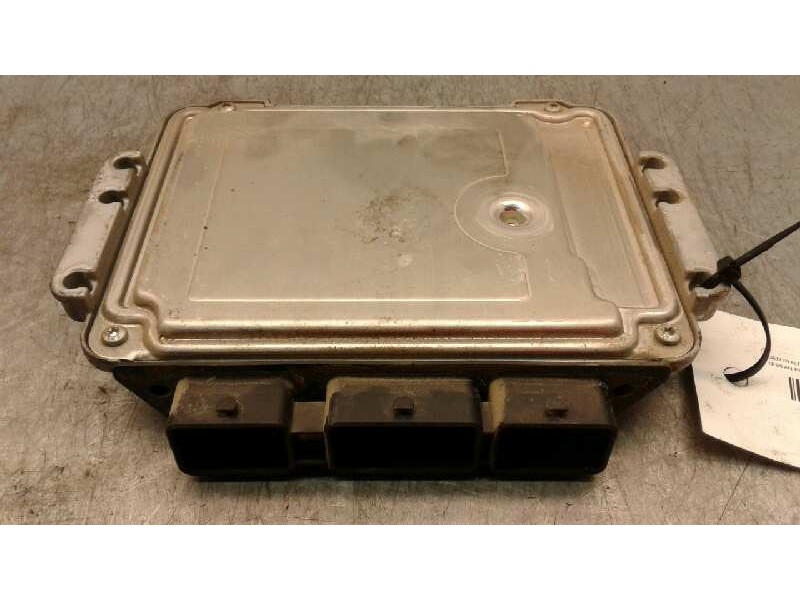 Recambio de centralita motor uce para nissan primastar (x83) 1.9 dci diesel cat referencia OEM IAM 0281011529 120 8200546983