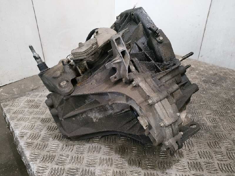 Recambio de caja cambios para renault megane ii familiar privilege referencia OEM IAM TL4A001  