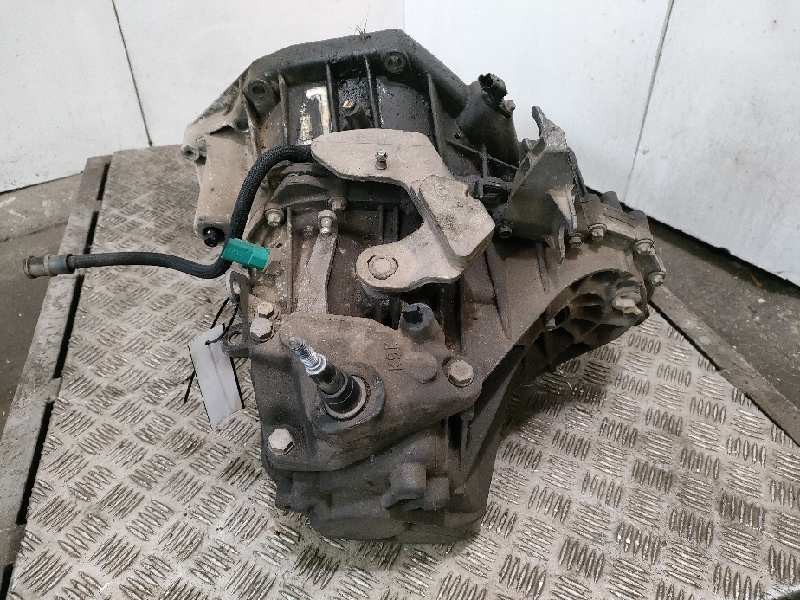 Recambio de caja cambios para renault megane ii familiar privilege referencia OEM IAM TL4A001  