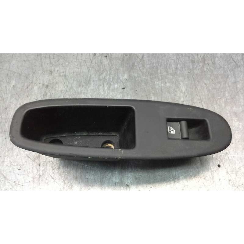 Recambio de mando elevalunas delantero derecho para alfa romeo 159 sportwagon (140) 1.9 jtd (m) 16v cat referencia OEM IAM 15607