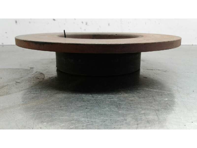 Recambio de disco freno delantero para seat 127 0.9 referencia OEM IAM   23828