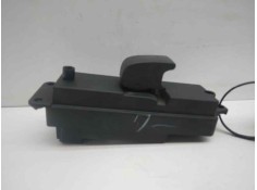 Recambio de mando elevalunas delantero derecho para mazda 3 berlina (bk) 1.6 crdt active+ referencia OEM IAM 03123100   2