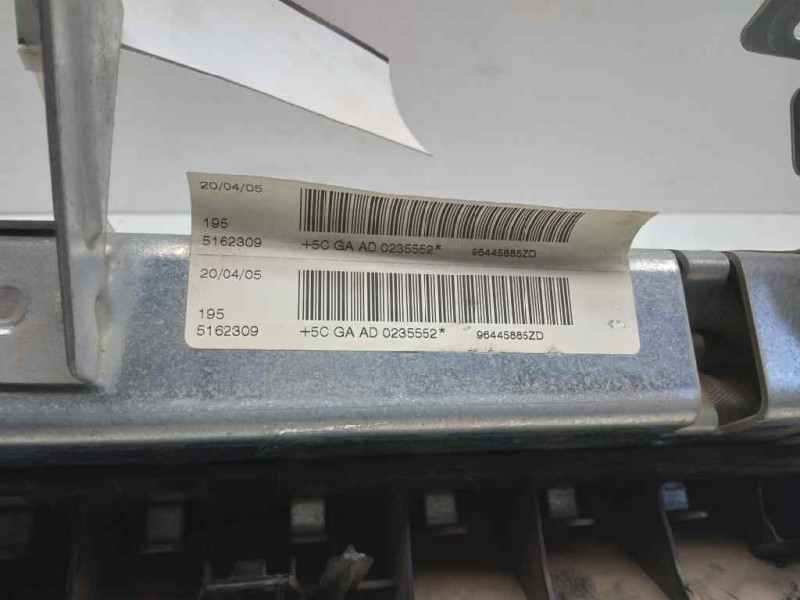 Recambio de airbag delantero derecho para peugeot 407 sw st confort referencia OEM IAM 9445885ZD  