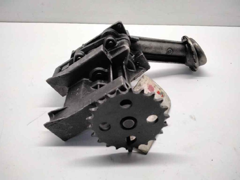 Recambio de bomba aceite para renault megane ii berlina 5p 1.5 dci diesel referencia OEM IAM   