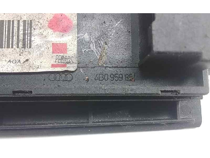 Recambio de mando elevalunas delantero izquierdo para audi a6 berlina (4b2) 2.4 (121kw) referencia OEM IAM 4B0959851  