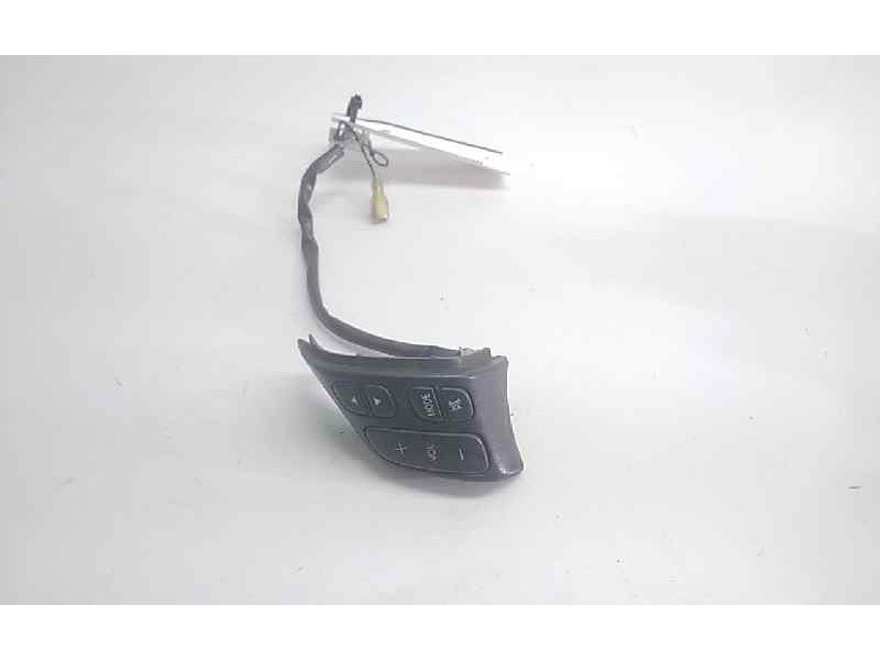 Recambio de mando volante para mazda 3 berlina (bk) 1.6 crdt active+ referencia OEM IAM 153769LH  