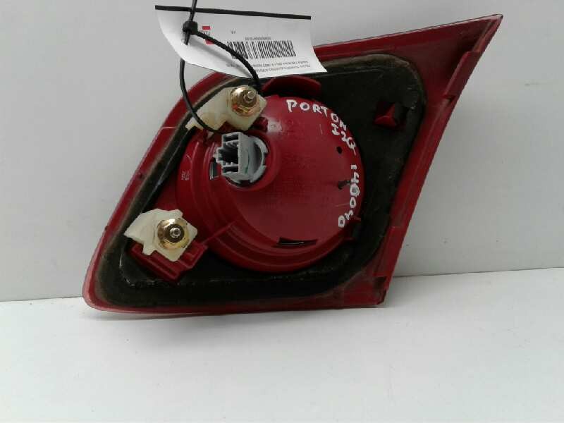 Recambio de piloto trasero izquierdo porton para mazda 3 berlina (bk) 1.6 crdt active+ referencia OEM IAM   
