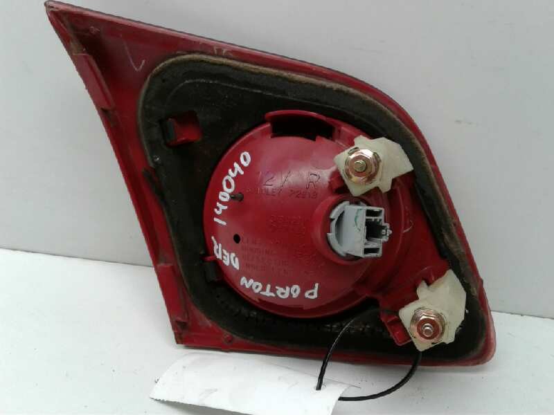 Recambio de piloto trasero derecho porton para mazda 3 berlina (bk) 1.6 crdt active+ referencia OEM IAM   