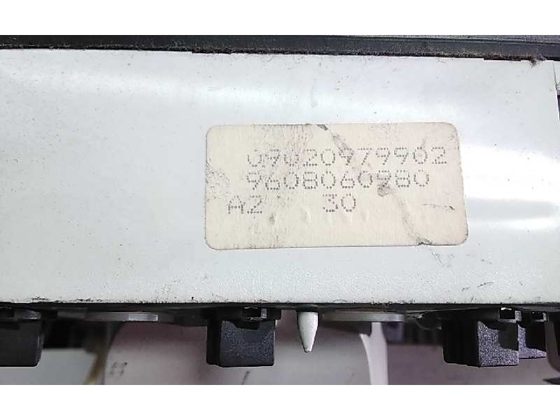 Recambio de cuadro instrumentos para citroen ax referencia OEM IAM 960806980  2504