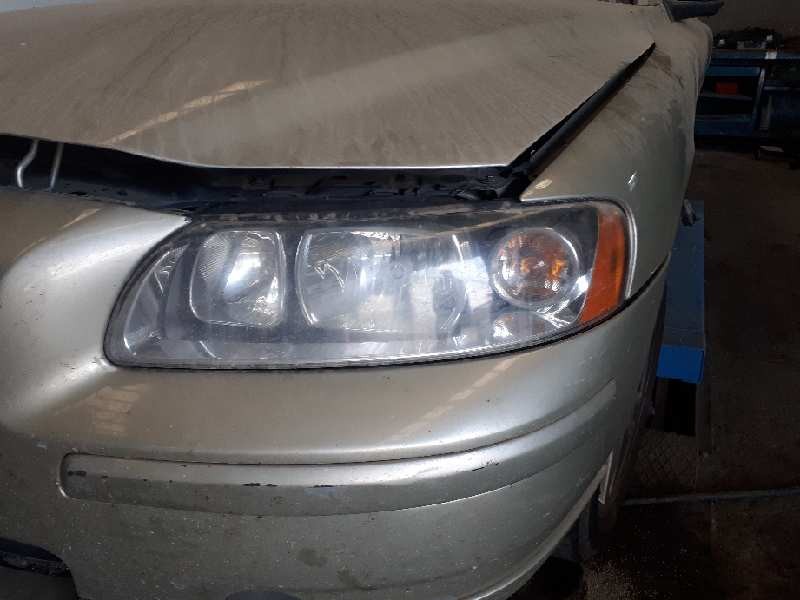 volvo s60 berlina del año 2005