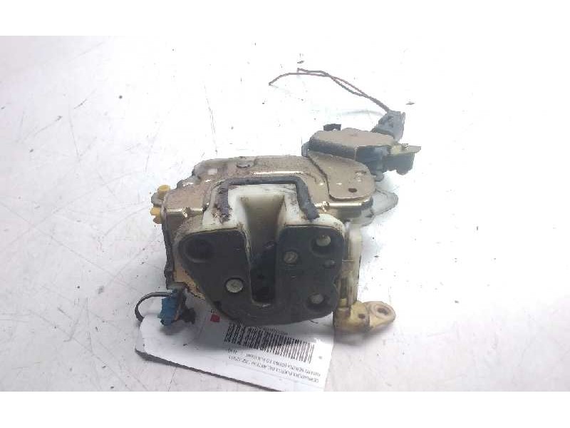 Recambio de cerradura puerta delantera izquierda para nissan serena (c23m) 2.0 slx diesel referencia OEM IAM   