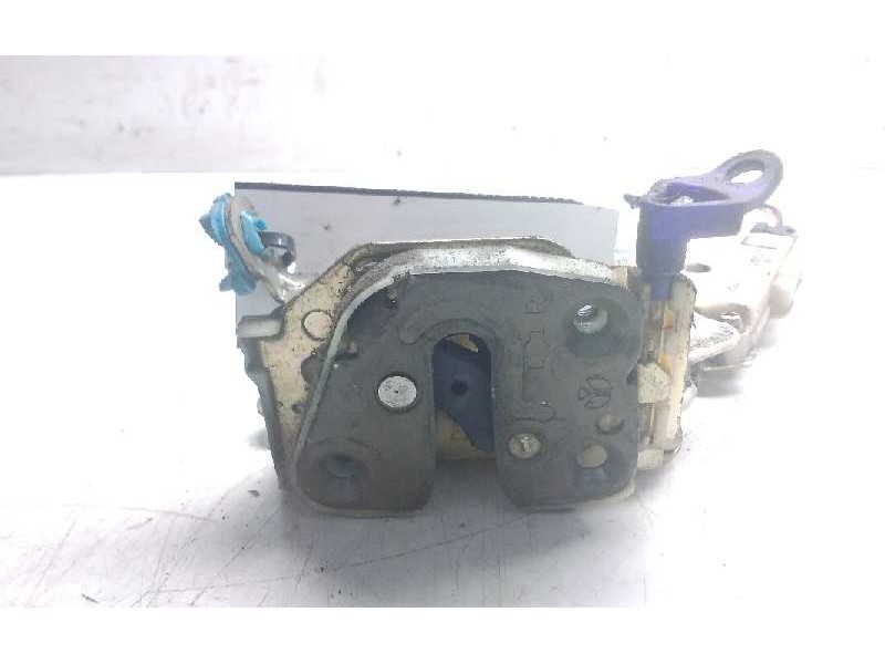 Recambio de cerradura puerta delantera derecha para nissan serena (c23m) 2.0 slx diesel referencia OEM IAM 805526U01  