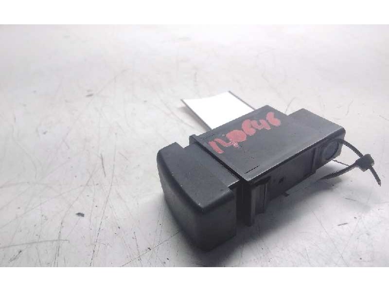 Recambio de warning para opel monterey ltd referencia OEM IAM 7636  