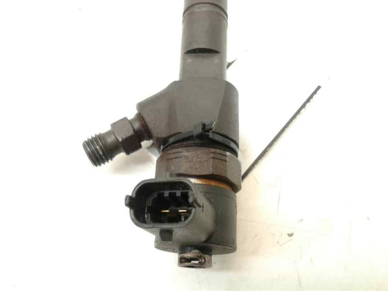 Recambio de inyector para opel insignia berlina edition referencia OEM IAM 0445110327  