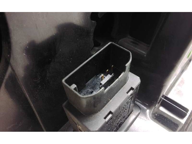 Recambio de guantera para volkswagen passat berlina (3c2) sportline referencia OEM IAM   