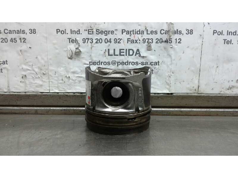Recambio de piston para nissan pathfinder (r51) 3.0 dci le referencia OEM IAM V9X661  