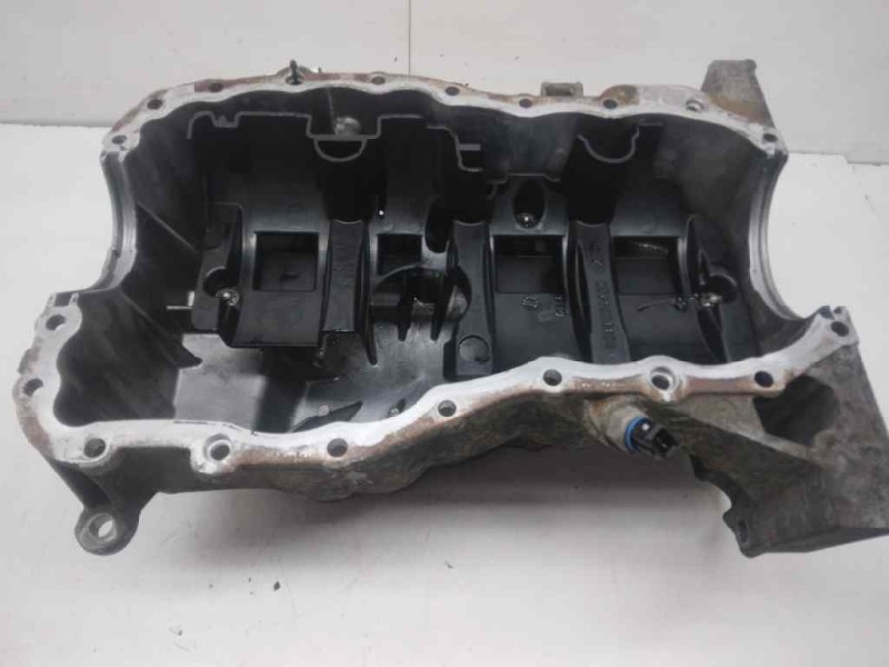 Recambio de carter para renault clio iii exception referencia OEM IAM 8200238932  