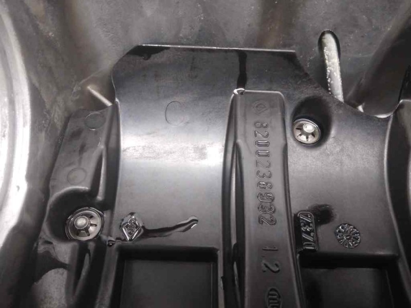 Recambio de carter para renault clio iii exception referencia OEM IAM 8200238932  