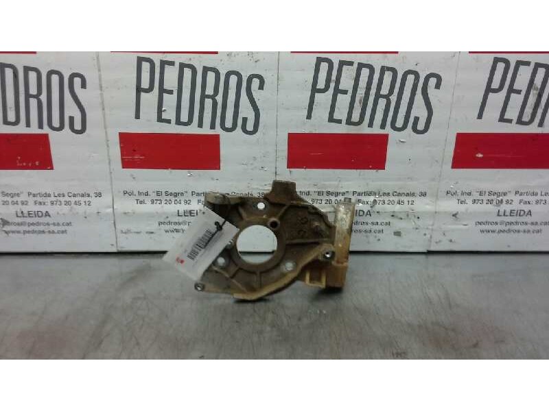Recambio de soporte bomba inyeccion para citroen berlingo hdi 75 600 first kasten referencia OEM IAM 9654959880  