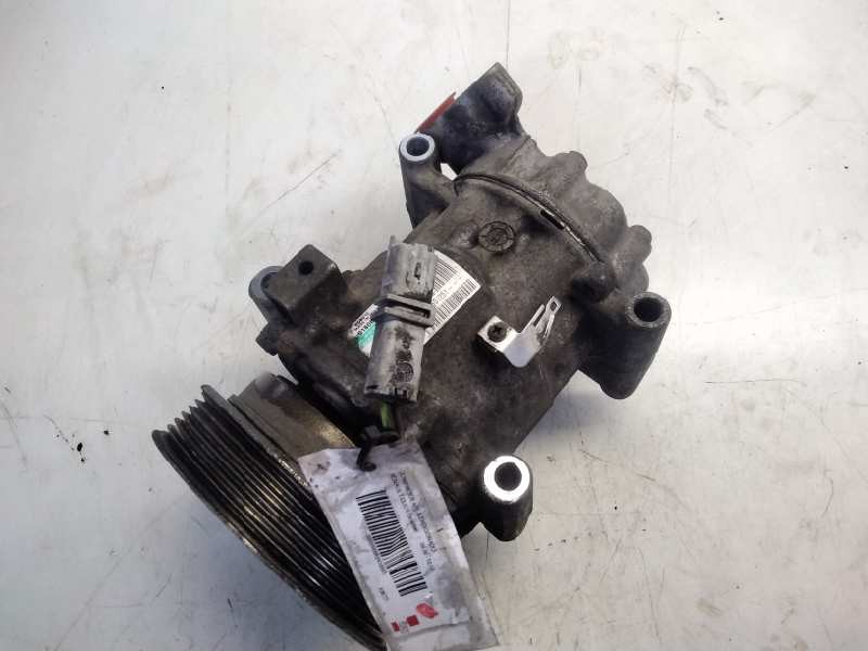 Recambio de compresor aire acondicionado para renault clio iii exception referencia OEM IAM 8200651251  