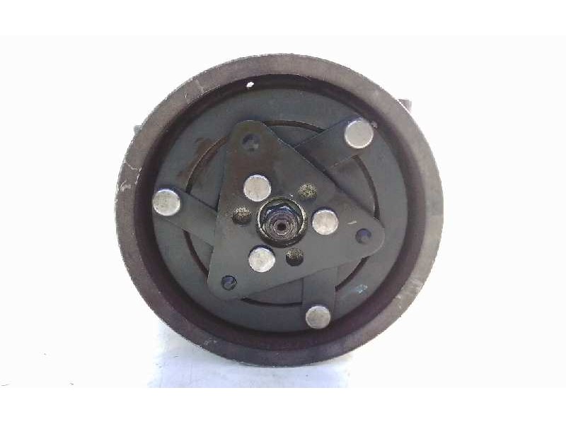Recambio de compresor aire acondicionado para renault clio iii exception referencia OEM IAM 8200651251  