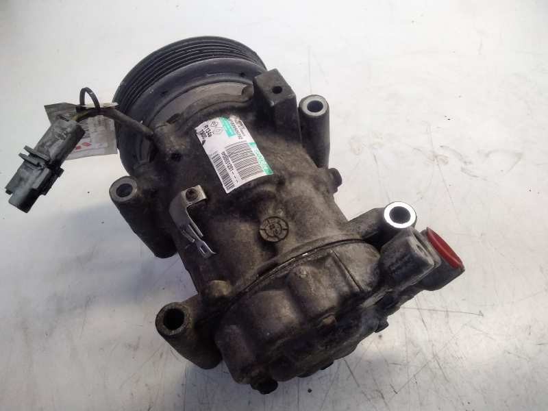 Recambio de compresor aire acondicionado para renault clio iii exception referencia OEM IAM 8200651251  