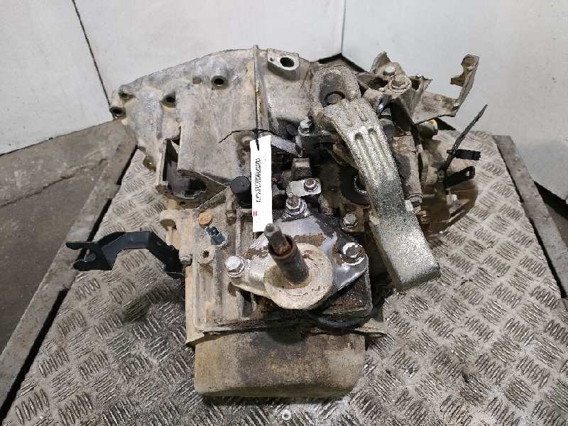 Recambio de caja cambios para peugeot expert kasten standard furgón 230c referencia OEM IAM 20LM06  