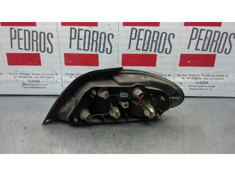 Recambio de piloto trasero izquierdo para hyundai lantra berlina (rd) 1.6 gls referencia OEM IAM 9240329020  