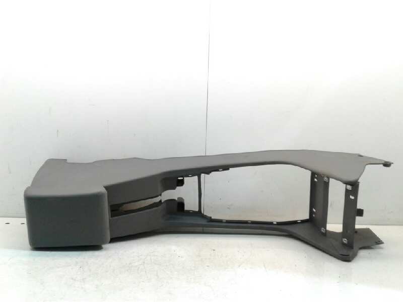 Recambio de consola central para nissan terrano/terrano.ii (r20) referencia OEM IAM 969103F900  