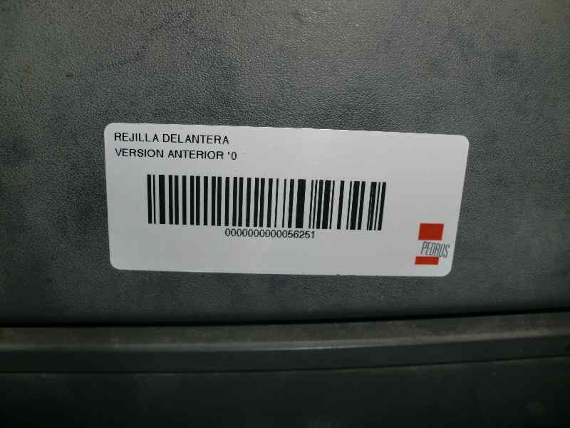 Recambio de rejilla delantera para » otros... modelos referencia OEM IAM   26141