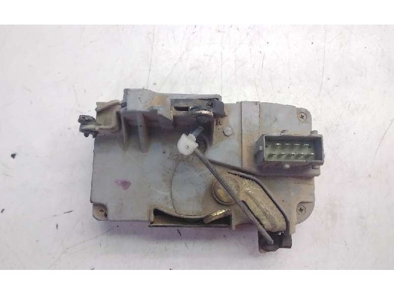 Recambio de cerradura puerta delantera izquierda para peugeot 206 berlina xt referencia OEM IAM   