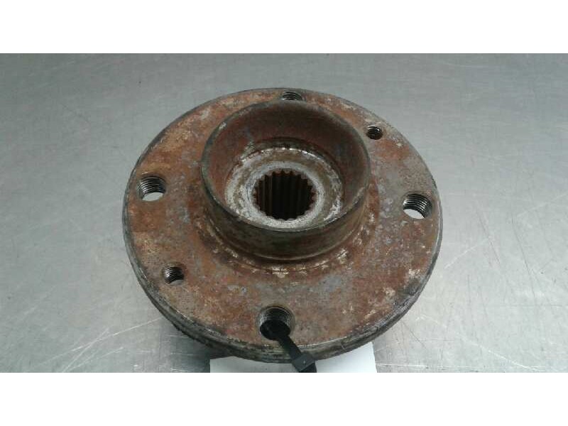 Recambio de buje delantero izquierdo para seat marbella ce referencia OEM IAM 0005995503  