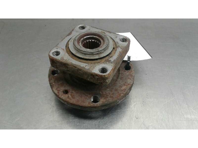 Recambio de buje delantero izquierdo para seat marbella ce referencia OEM IAM 0005995503  