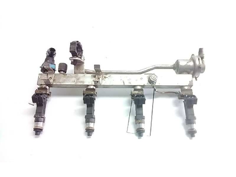 Recambio de rampa inyectora para opel zafira tourer expression referencia OEM IAM 55577580 0281151267 