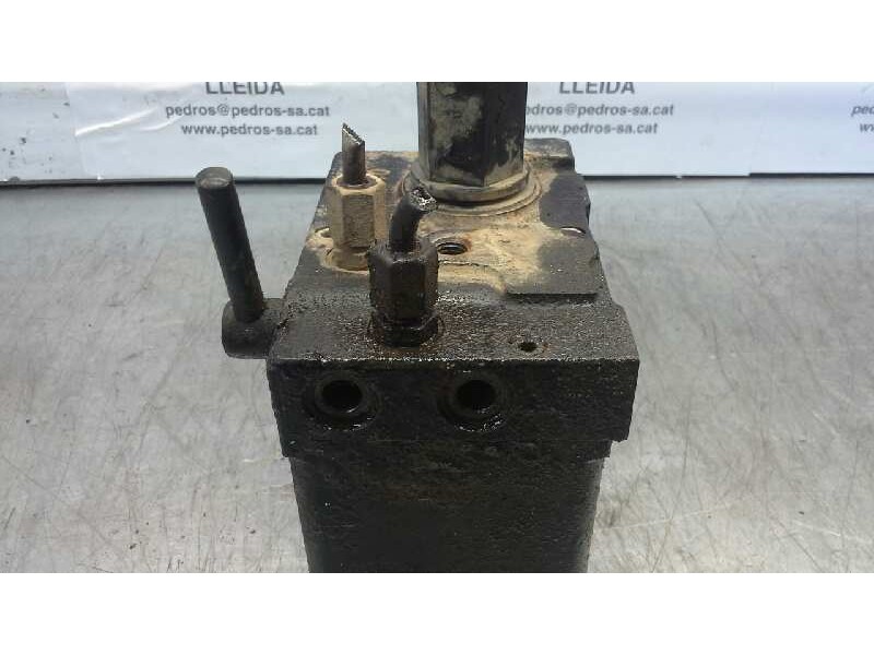 Recambio de bomba abatimiento cabina para man 18.d26 f tga 18.480 referencia OEM IAM   