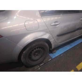 renault megane ii classic berlina del año 2004