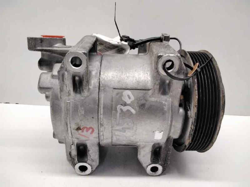 Recambio de compresor aire acondicionado para nissan cabstar 35.12 referencia OEM IAM 926004X30A  