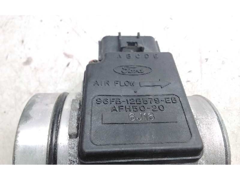 Recambio de caudalimetro para ford fiesta berlina referencia OEM IAM 12B579EBAFH5020  