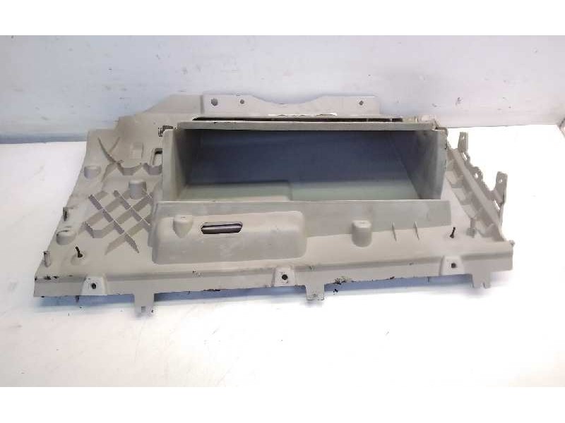 Recambio de guantera para chrysler grand voyager lx referencia OEM IAM C304001AA350151  