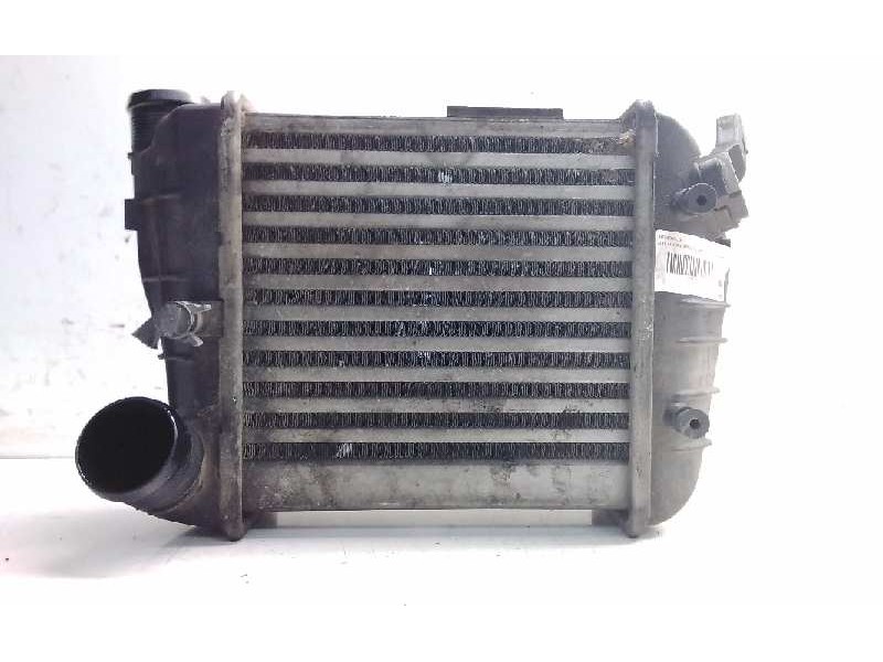 Recambio de intercooler para audi a4 avant (8e) 3.0 tdi quattro (171kw) referencia OEM IAM   