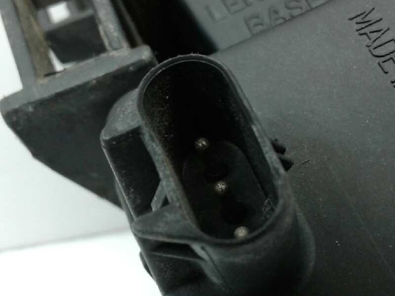 Recambio de faro izquierdo para opel vectra b berlina centenial referencia OEM IAM   