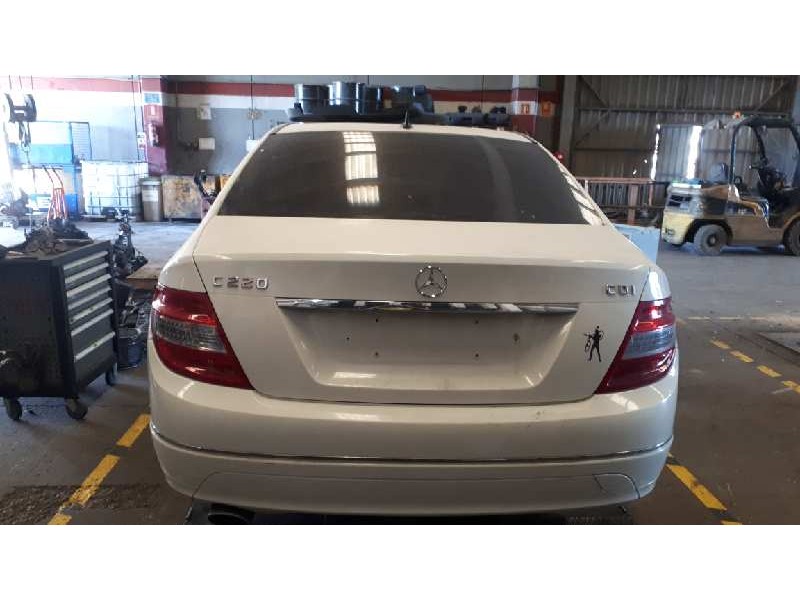 mercedes clase c (w204) berlina del año 2010