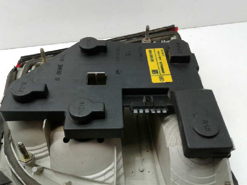 Recambio de piloto trasero derecho para opel vectra b berlina centenial referencia OEM IAM   