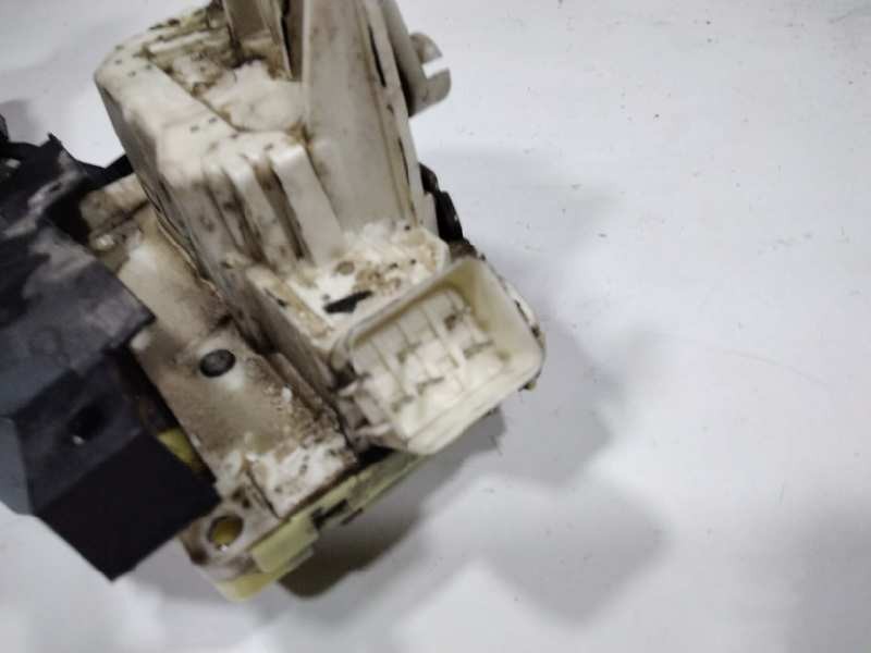 Recambio de cerradura puerta delantera derecha para ford focus turnier (cak) ambiente referencia OEM IAM XS41A21812CF  