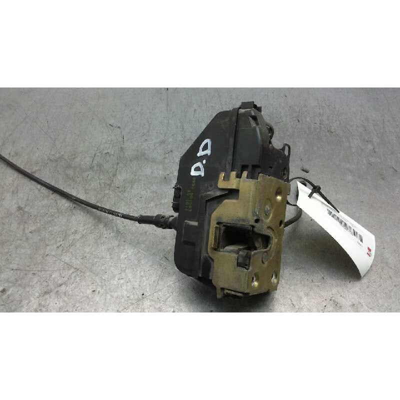 Recambio de cerradura puerta delantera derecha para renault scenic ii authentique referencia OEM IAM 8200119121  